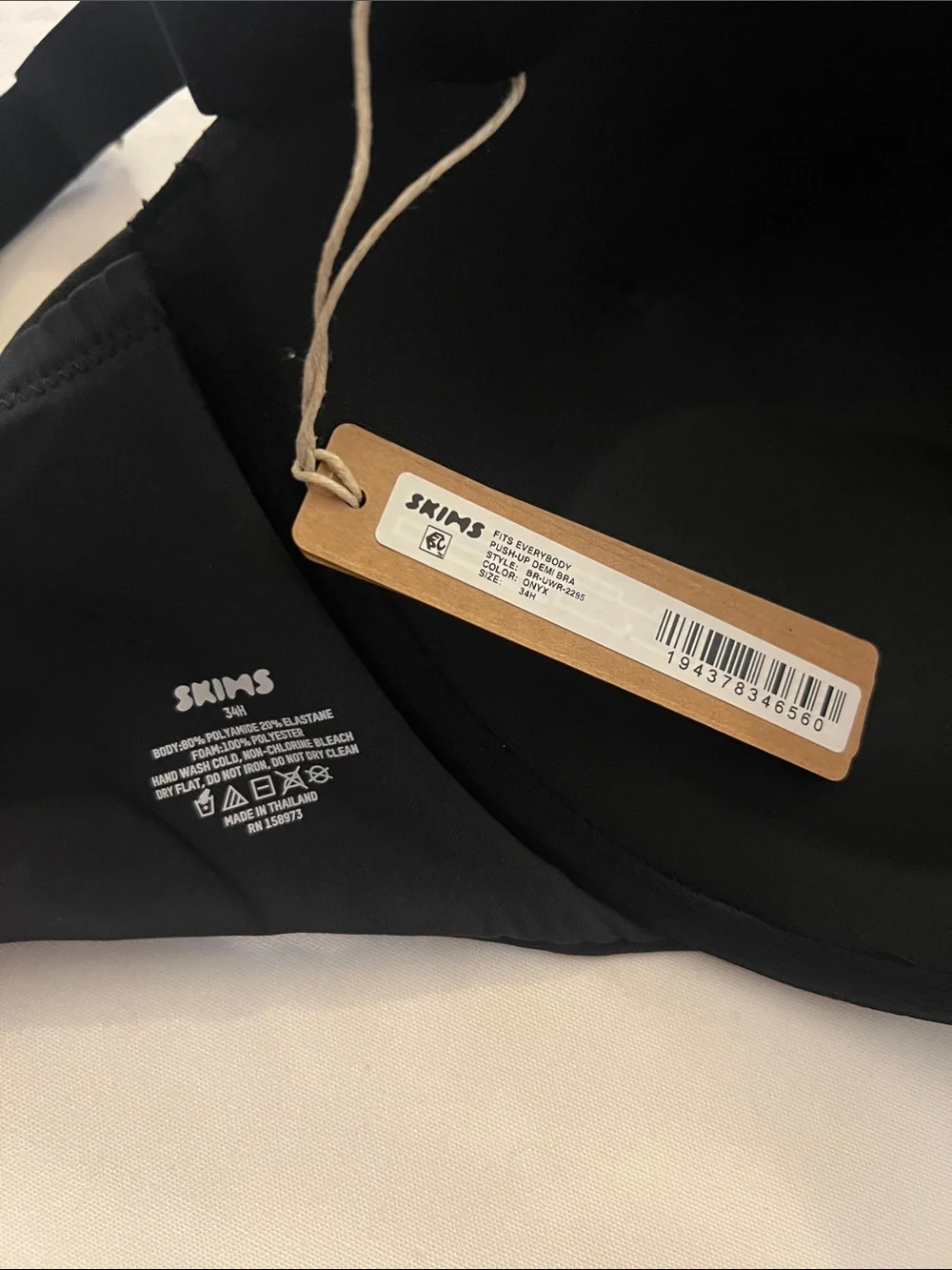 SKIMS FITS EVERYBODY PUSH-UP BRA - Picture 3 of 3